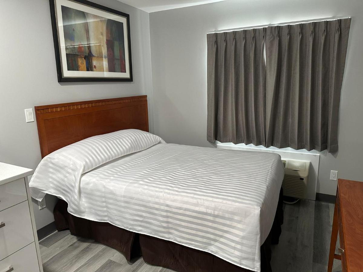 Ramshorn Motel Lumby ภายนอก รูปภาพ